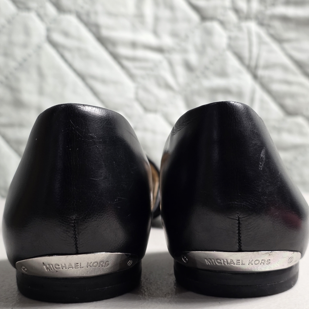 Michael Kors Julieta Flat Black leather pointed flats Silver tone
SIZE 9M - Picture 6 of 7